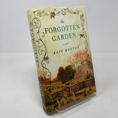 The Forgotten Garden: A Novel