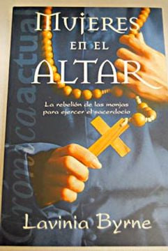Mujeres en el altar
