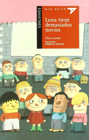 Luna tiene demasiados novios