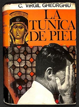 La túnica de piel