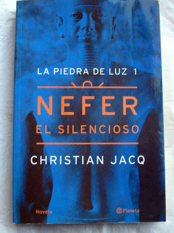 La piedra de la luz 1, Nefer el silencioso