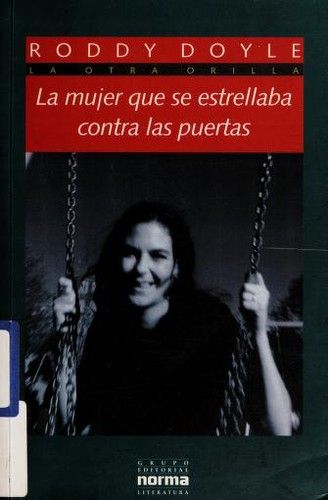 Mujer Que Se Estrellaba Contra Las Puertas